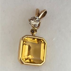 14K gold topaz stone with diamond pendant